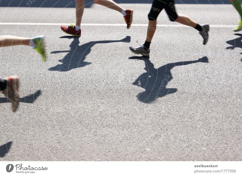 marathon Lifestyle Leisure and hobbies Sports Jogging Human being Woman Adults Man 5 Group Footwear Fitness Walking Marathon Asphalt Jogger Street Legs Feet