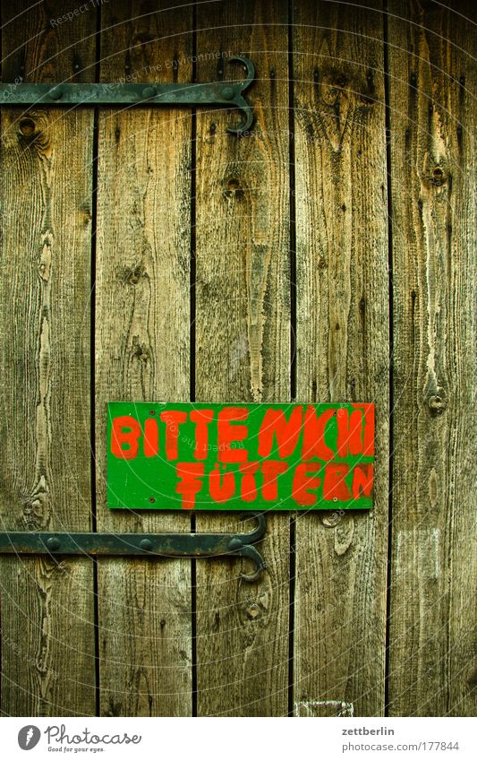 please do not feed Agriculture Trip Farm Vacation & Travel Animal Door Gate Wooden board Shed Wooden fence Wooden wall Metal fitting Signs and labeling