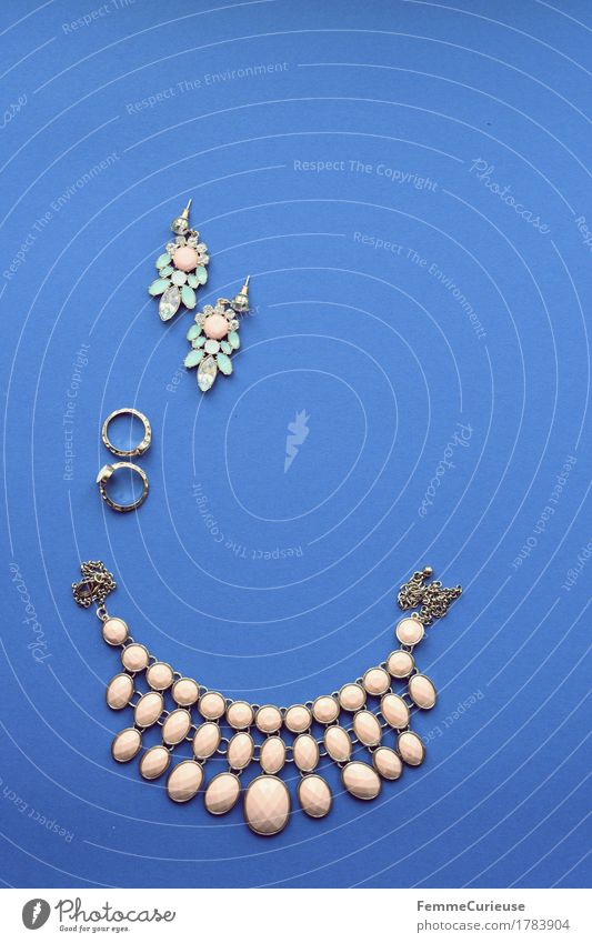 Jewellery_1783904 Accessory Feminine Necklace chain of states Ring Earring Noble Elegant Blue Neutral Background Lie Decoration Fashion Pink Pastel tone