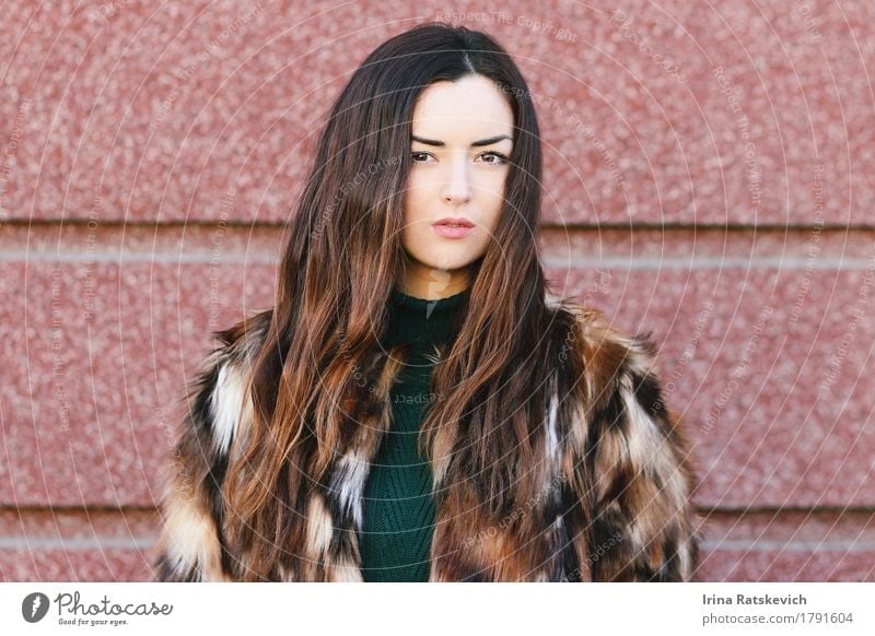 girl in furcoat Young woman Youth (Young adults) Woman Adults Hair and hairstyles Face 1 Human being 18 - 30 years Fashion Clothing Fur coat Pelt Black-haired