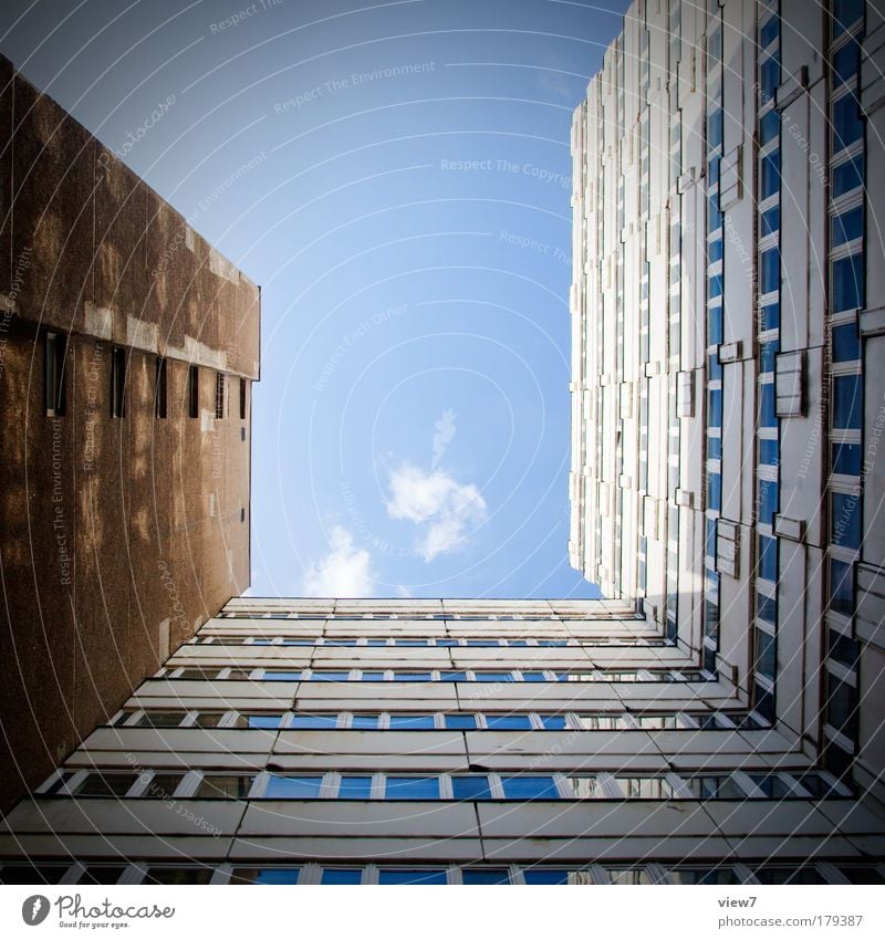 free space Colour photo Exterior shot Detail Deserted Copy Space middle Light Deep depth of field Worm's-eye view Sky House (Residential Structure) High-rise