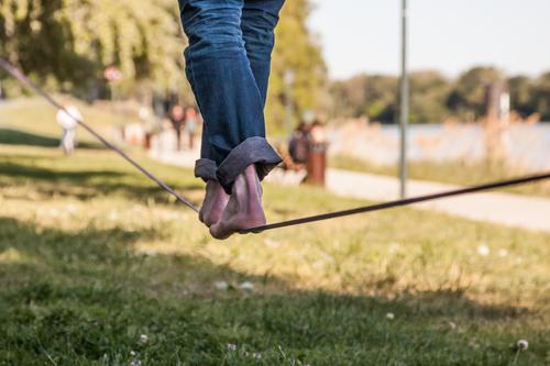 Slackline, rope, feet Balance Slacklining Wirewalker Masculine Legs Feet 1 Human being 18 - 30 years Youth (Young adults) Adults Beautiful weather Tree Park