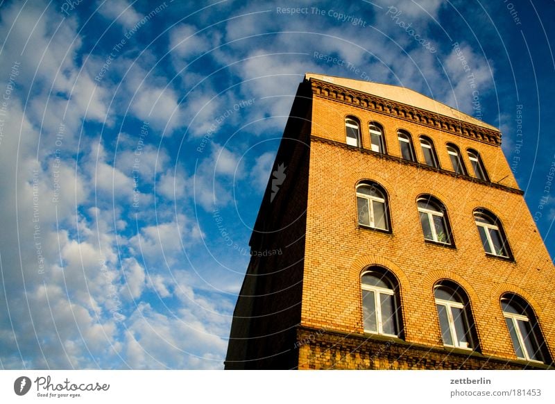 reiterativeness Berlin House (Residential Structure) Office building Old building Story Facade Window Monolith Clouds Cirrus Architecture Might Sky Brick Summer