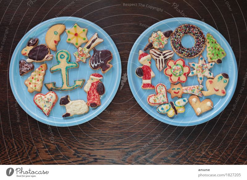 *Christmas cookies* II Food Dough Baked goods Candy Chocolate Nutrition To have a coffee Vegetarian diet Slow food Finger food Plate Handcrafts