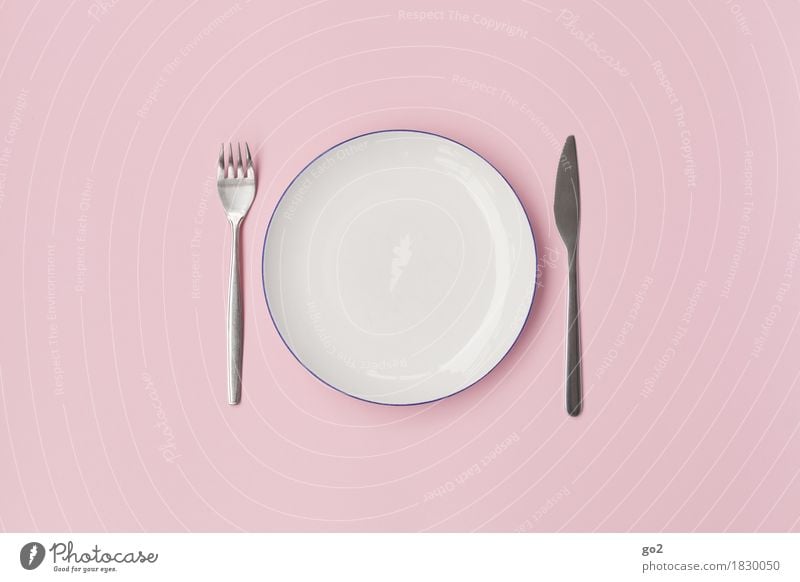 Empty plate Nutrition Eating Breakfast Lunch Dinner Diet Fasting Crockery Plate Cutlery Knives Fork Kitchen Cook Esthetic Round Pink White Modest Refrain