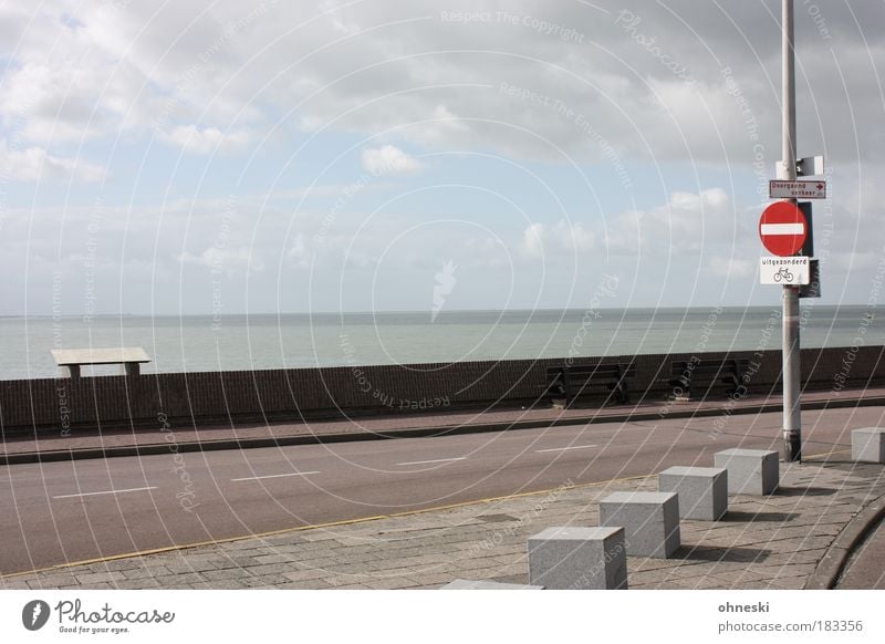 Vlissingen Subdued colour Exterior shot Deserted Copy Space left Copy Space top Copy Space middle Day Central perspective Long shot Water Sky Clouds Autumn