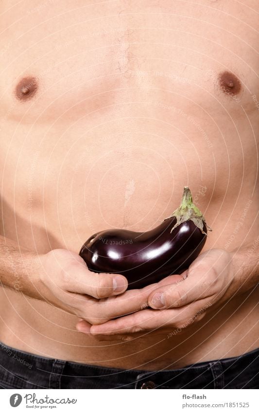 AUBERGINE II Food Vegetable Aubergine Shopping Style Body Healthy Wellness Life Coach Human being Masculine Young man Youth (Young adults) Man Adults 1