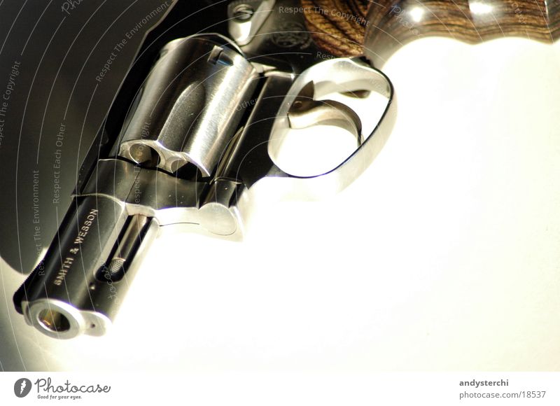 Smith & Wesson Shoot Handgun Door handle Wood Weapon Dangerous Shot Metal magnum 375