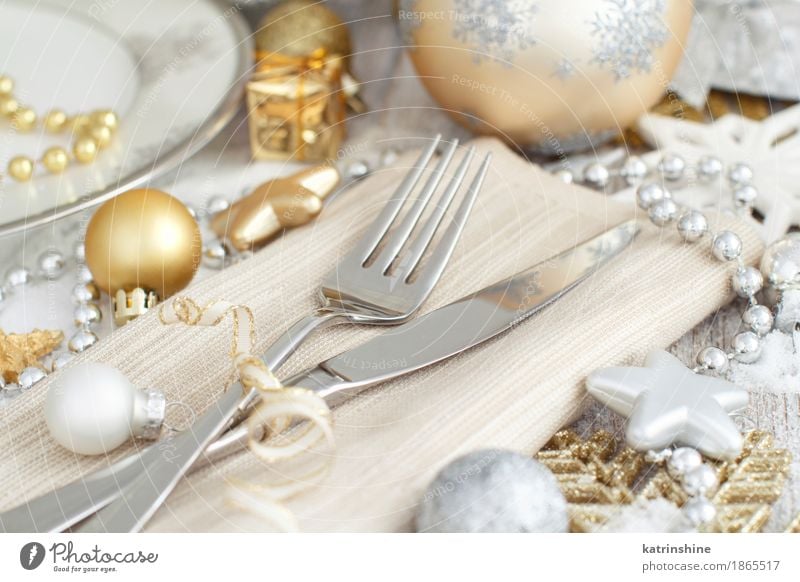 Silver and golden Christmas Table Setting Plate Cutlery Knives Fork Decoration Feasts & Celebrations Christmas & Advent New Year's Eve Exceptional Gold Gray