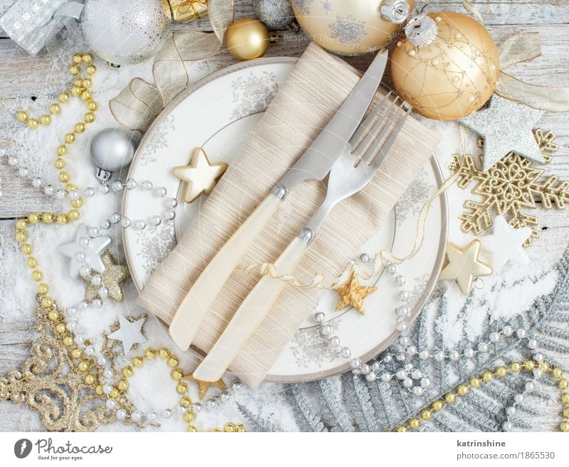 Silver and golden Christmas Table Setting Plate Cutlery Knives Fork Decoration Gold Gray bauble pastel Guest christmas decorate dining Festive holidays knife