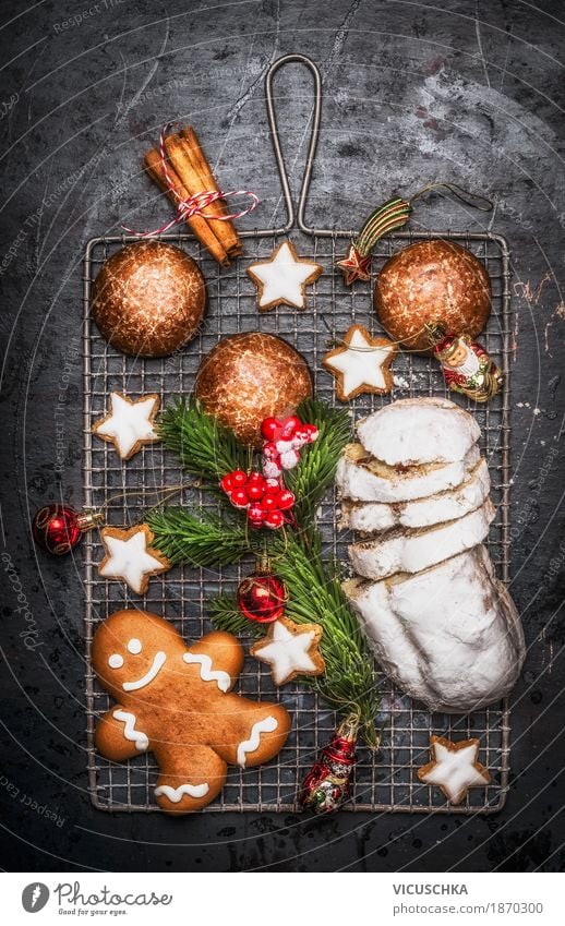 Christmas cookies: gingerbread, biscuits and stollen Dessert Candy Nutrition Banquet Style Design Joy Winter Living or residing Table Feasts & Celebrations