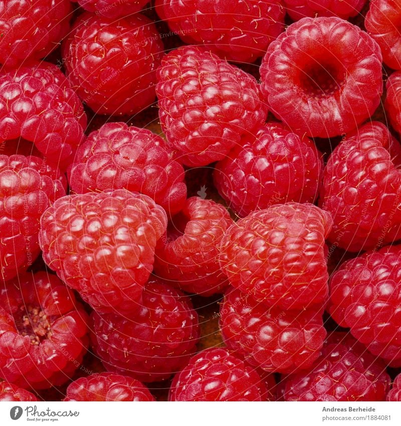 raspberries Food Fruit Organic produce Vegetarian diet Fragrance Delicious Sweet Many Red Background picture mix dark Top assorted fresh fruits close organic