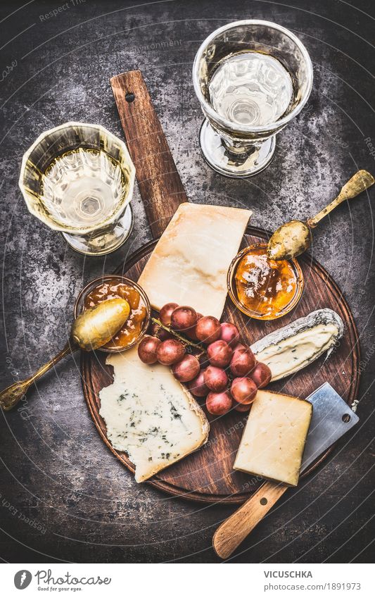 Cheese platter with white wine Food Fruit Nutrition Beverage Wine Style Design Table Restaurant Sauce Gourmet Brie honey Snack Fine White wine cheese platter