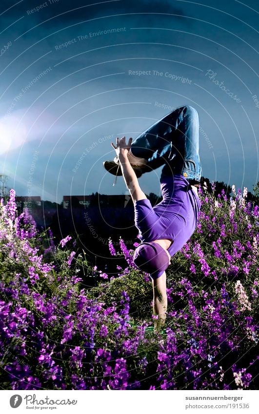 purple Lifestyle Exotic Joy Leisure and hobbies Summer Dance Masculine 1 Human being 18 - 30 years Youth (Young adults) Adults Fashion Jump Gymnastics