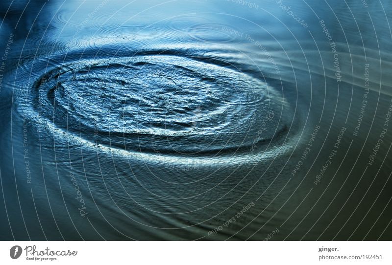 blub Water Line Growth Waves circles Blue Flow bubble Disperse Large Tremble Splashing Reflection Light Contrast Bright Dark Unsettled Movement Aspire Uneven