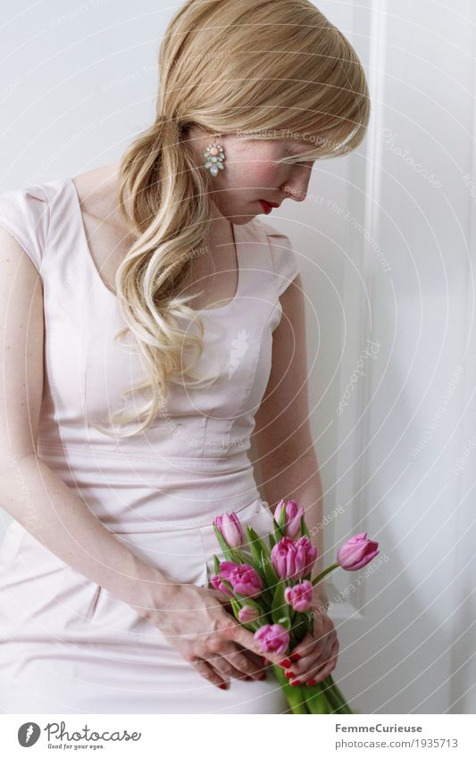 Spring_12 Feminine Young woman Youth (Young adults) Woman Adults Human being 18 - 30 years Blonde Tulip Flower Bouquet Pink Romance Dress Braids Love