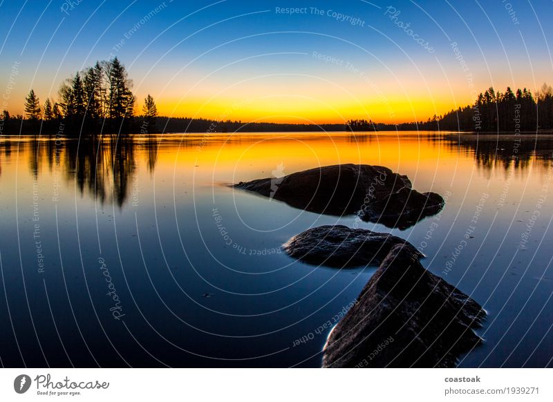 Morning mood at Salajärvi Landscape Water Cloudless sky Sunrise Sunset Autumn Beautiful weather Lakeside Breathe Exceptional Cold Blue Yellow Discover Stone