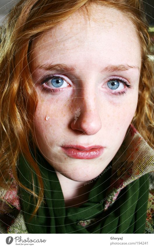 red to blue Feminine Eyes 1 Human being 18 - 30 years Youth (Young adults) Adults Red-haired Cry Anger Blue Emotions Authentic Pride Grief Colour photo