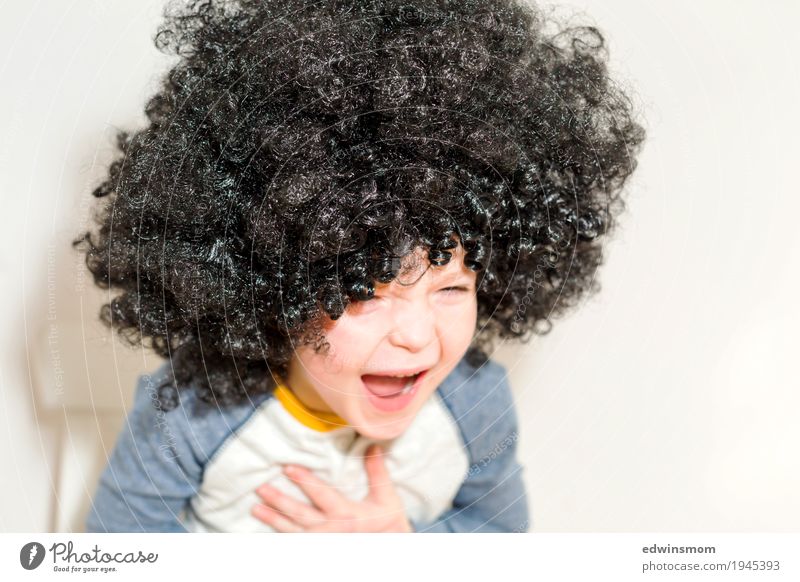 Laugh heartily Leisure and hobbies Playing Carnival Masculine Child Boy (child) Infancy 1 Human being 3 - 8 years Black-haired Curl Wig Laughter Sit Authentic