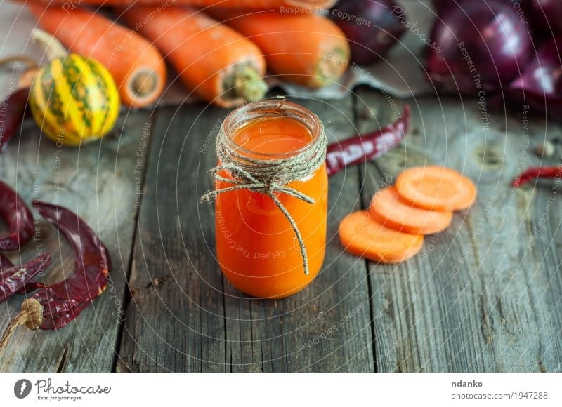 Carrot juice in a transparent little jar Vegetable Fruit Herbs and spices Nutrition Vegetarian diet Beverage Juice Table Financial institution Rope Old Eating