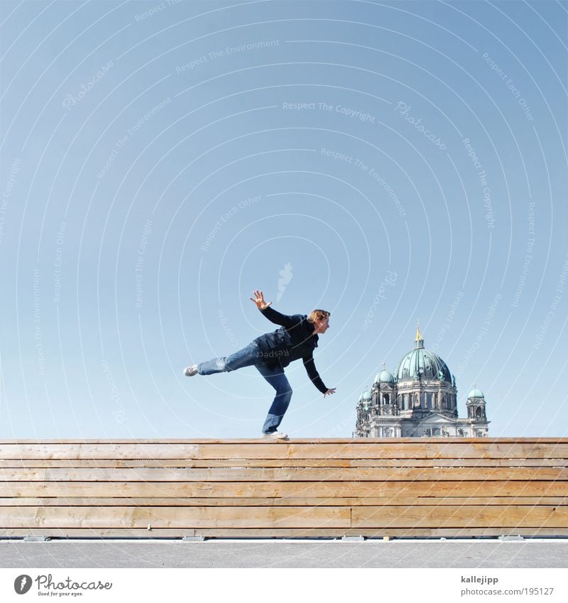 calls angel 07 Human being Masculine Man Adults Life 1 Sky Beautiful weather Capital city Church Dome Wall (barrier) Wall (building) Roof Tourist Attraction
