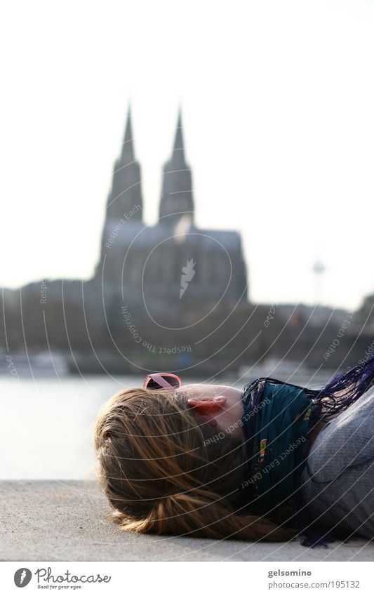 peel sick Feminine Young woman Youth (Young adults) 1 Human being Beautiful weather Town Old town Dome Cologne Cathedral Rhine Sunglasses Scarf Brunette