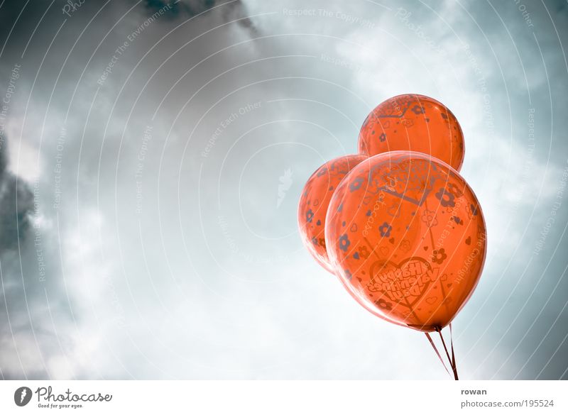 balloons Balloon Red Heart Valentine's Day Clouds Air Hover 3 Decoration Feasts & Celebrations Helium Colour photo Exterior shot Deserted Copy Space left