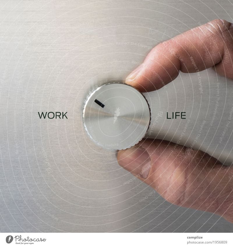 work-life balance Healthy Health care Medical treatment Leisure and hobbies Living or residing Flat (apartment) Party Music Club Disco Disc jockey Going out