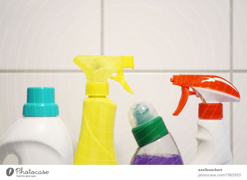 detergents Living or residing Bathroom Clean Tile Bottle Neck of a bottle Cleaning agent Housekeeping Multicoloured Spray bottle Household chemicals Toilet