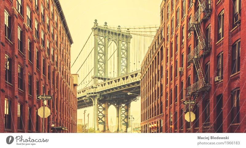 Retro stylized photo of Manhattan Bridge Vacation & Travel Sightseeing City trip New York City USA Small Town Downtown Building Architecture Wall (barrier)
