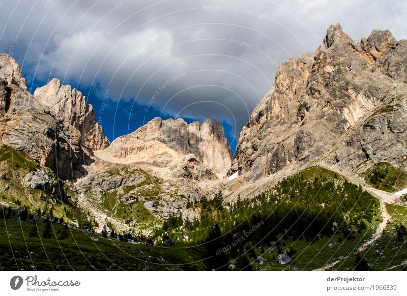 Cloudy and sunny view in the Dolomites Central perspective Deep depth of field Sunbeam Sunlight Light (Natural Phenomenon) Silhouette Contrast Shadow Day