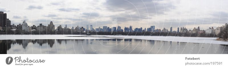 Central Park Skyline Landscape Clouds Winter Snow Deserted High-rise Landmark Far-off places Gigantic New York City Panorama (Format) Subdued colour