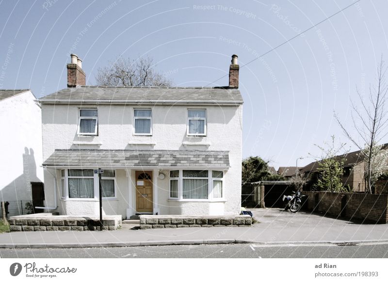 Home Sweet Home Sky Cloudless sky Warmth England Outskirts Deserted House (Residential Structure) Detached house Places Manmade structures Building Architecture