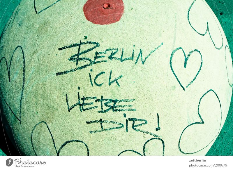 BERLIN ICK LOVE YOU! Berlin Town Capital city Graffiti Heart Declaration of love Love Patriotism Civic pride Region Quarter Living or residing Concrete Bollard