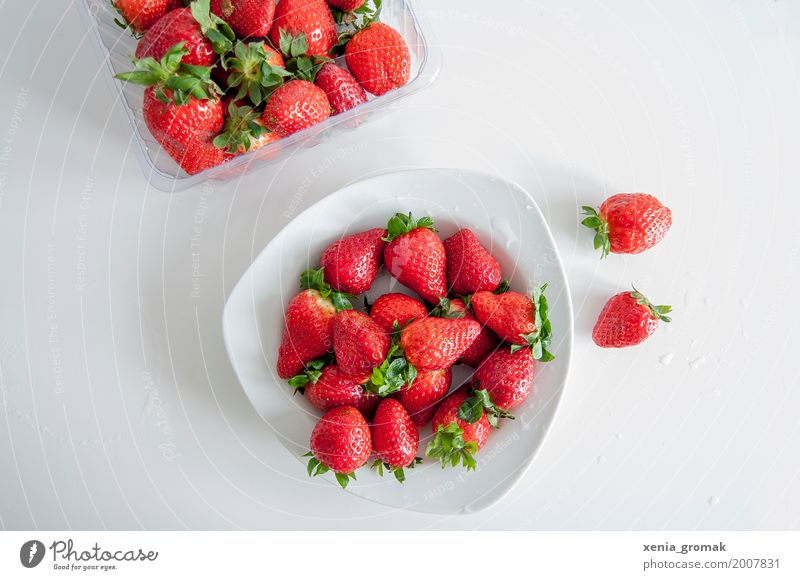 strawberries Food Fruit Dessert Nutrition Breakfast Picnic Organic produce Vegetarian diet Diet Fasting Plate Bowl To enjoy Healthy Red Strawberry Berries