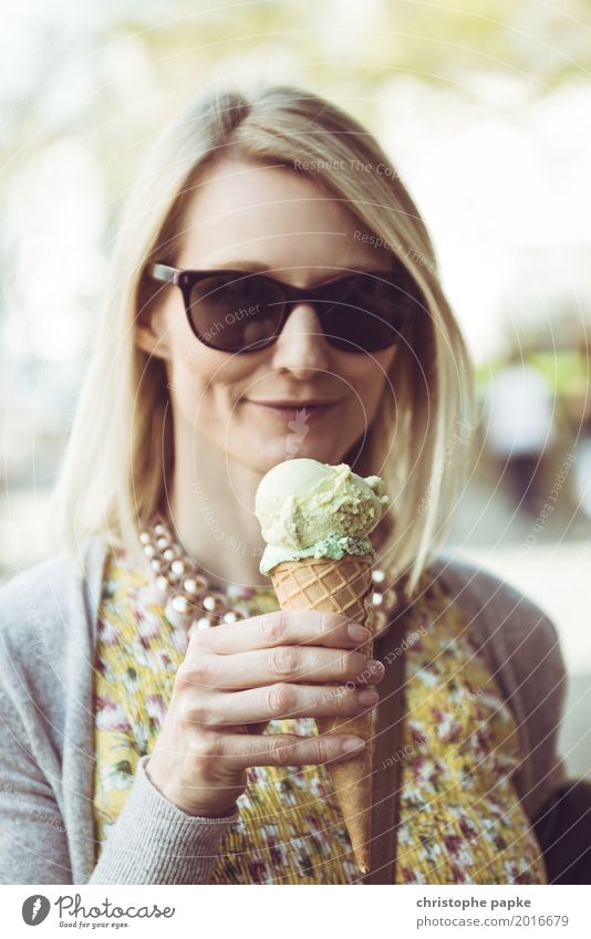 900 - Time for an ice cream Woman Adults Face 1 Human being 30 - 45 years Relaxation Ice cream Sunglasses Summer Nutrition Candy Cooling Colour photo