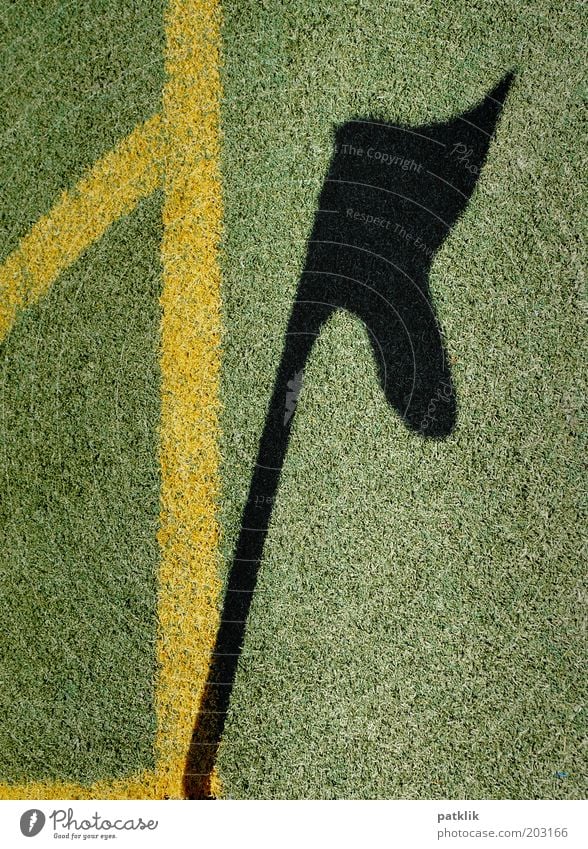 shadowy existence Sports Soccer Clean Green Black Flag corner flag Shadow Corner Artificial lawn Yellow Line Blow Rod Playing field Boundary Grass Lawn