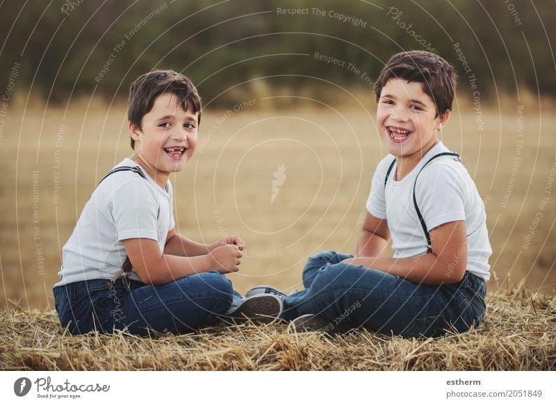 Happy brothers in the field Lifestyle Children's game Human being Masculine Toddler Boy (child) Brothers and sisters Family & Relations Friendship Infancy 2