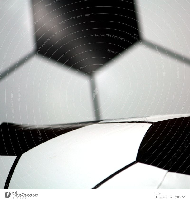 [H10.1] - Partner Soccer Foot ball Ball Plastic Line Depth of field Foreground Background picture achromatic Illustration pentagon Black & white photo