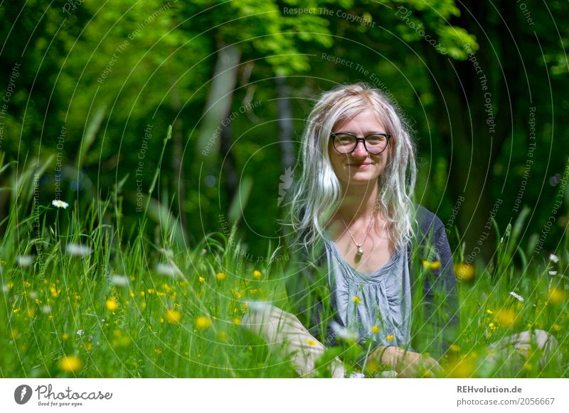 Jule and the buttercups. Style Trip Human being Feminine Young woman Youth (Young adults) Woman Adults 1 18 - 30 years Environment Nature Landscape Park