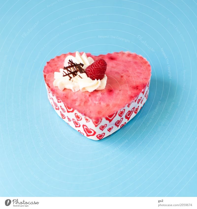 sweet present Food Dough Baked goods Candy Cake Strawberry Strawberry pie Nutrition Eating To have a coffee Feasts & Celebrations Valentine's Day Mother's Day