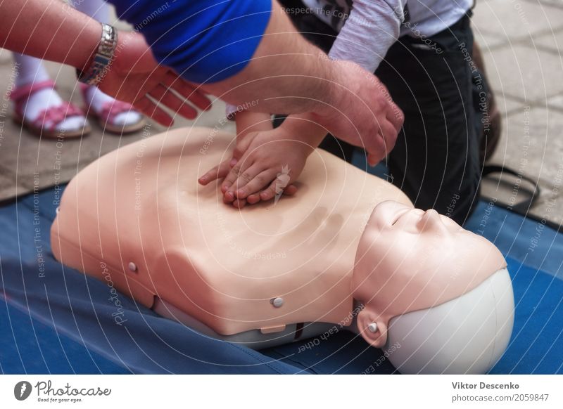 Training in first aid Medication Life Massage School Doctor Human being Hand Doll Heart Save Contact First cpr training resuscitation Emergency people Mock-up