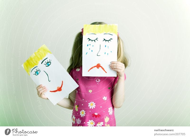 Changing feelings Human being Feminine Girl Head Face 1 3 - 8 years Child Infancy Hair and hairstyles Blonde Sign Smiling Laughter Cry Happiness Multicoloured