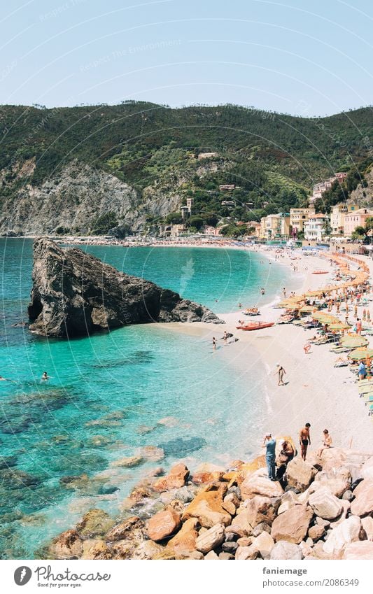 Cinque Terre XX Nature Landscape Swimming & Bathing Beach Monterosso Italy Liguria Mediterranean sea Turquoise Clarity Travel photography Summer Summer vacation