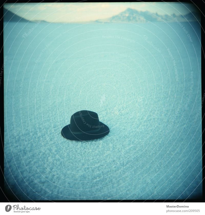 Hats off! Far-off places Freedom Landscape Mountain Desert Salt flats Fashion Accessory Exceptional Infinity Blue Black Loneliness Uniqueness Mysterious