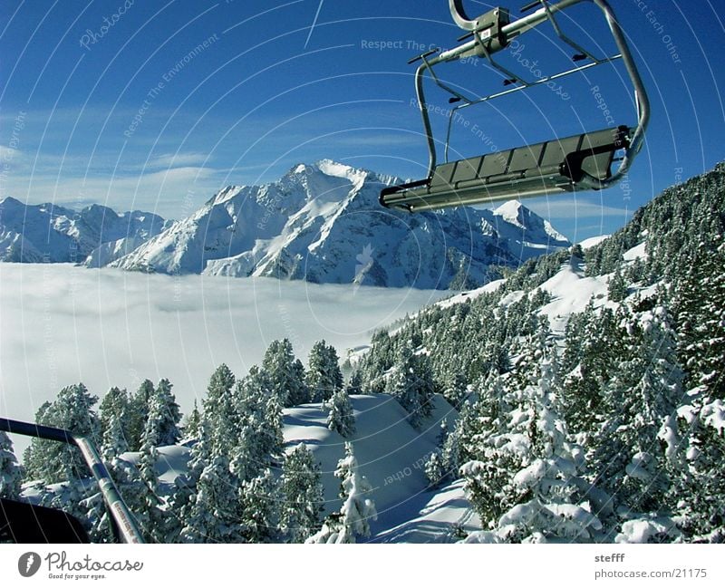 cotton Fog Winter sports Fir tree White Mountain Elevator Sky Vantage point Snow Landscape
