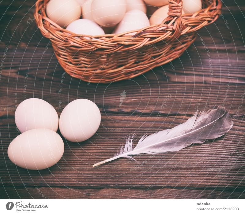 Raw chicken eggs Eating Breakfast Diet Table Easter Nature Wood Fresh Natural Above Tradition Chicken Organic Farm Tasty healthy Shell Fragile Ingredients