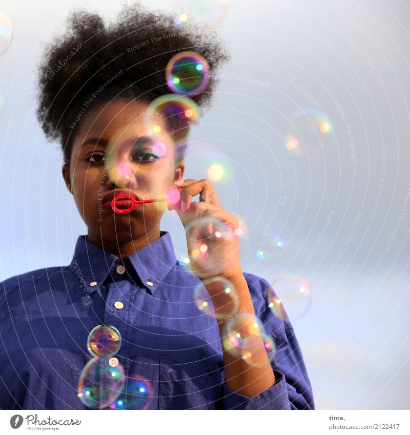 Life elixir bubblefun Feminine Woman Adults 1 Human being Sky Clouds Beautiful weather Shirt Hair and hairstyles Black-haired Curl Afro Soap bubble Observe