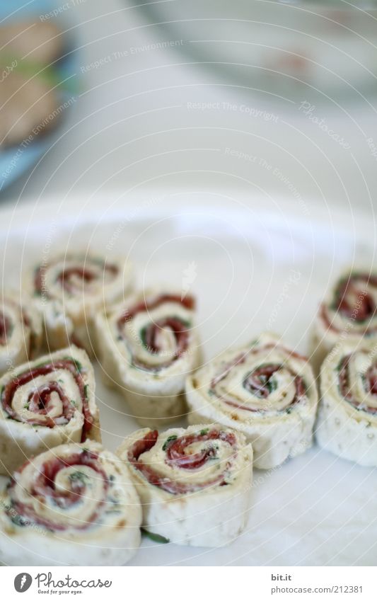 450 Party, grab hold Food Dough Baked goods Dessert Nutrition Finger food Plate Crumpet Snack Food photograph Meal Appetizer Detail Close-up Delicious Rolled