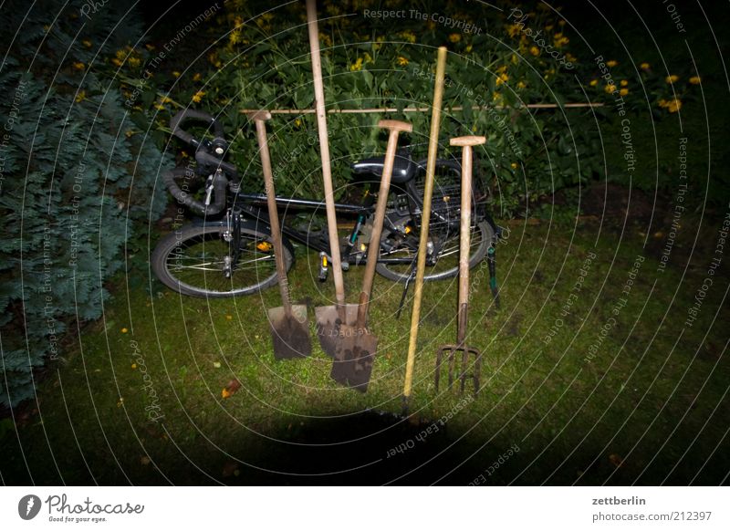 scoop and all. Garden Gardening Work and employment Spade Shovel Fork Broom Broomstick Bicycle Garden plot Hedge Night Parking Break Closing time Tool